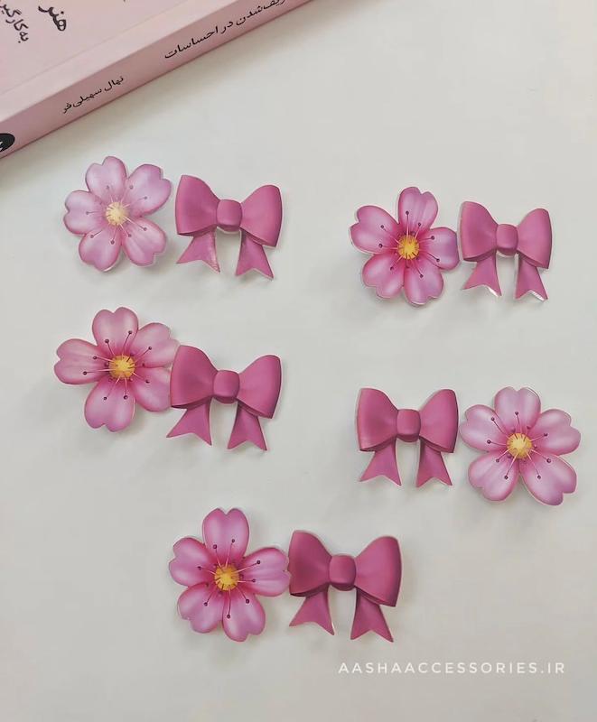 گیره انبری ایموجی 🌸🎀