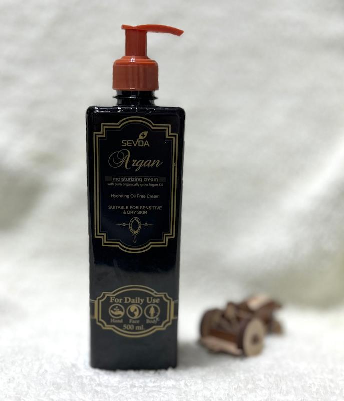 کرم مرطوب کننده سودا مدل روغن آرگان حجم 500 میلی لیتر