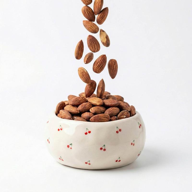 مغز بادام درختی ایرانی شور اعلا _ ۲۵۰ گرم 