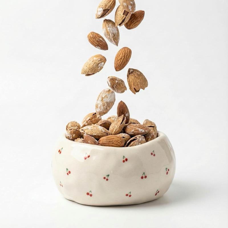 بادام درختی منقا شور _ ۲۵۰ گرم 