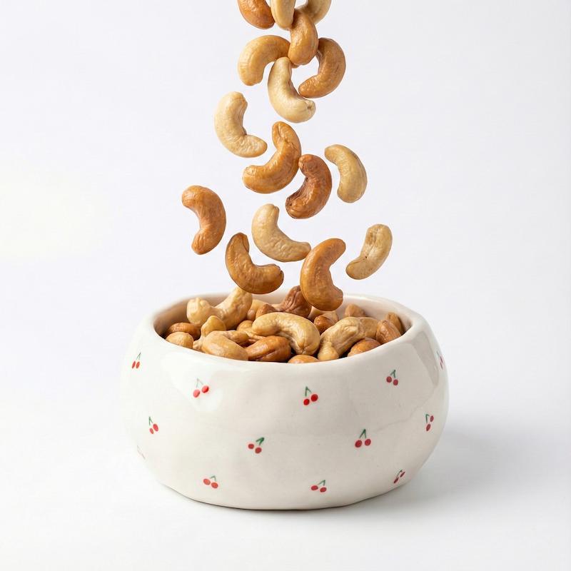 مغز بادام هندی شور اعلا (سایز ۲۴۰) - ترد و تازه