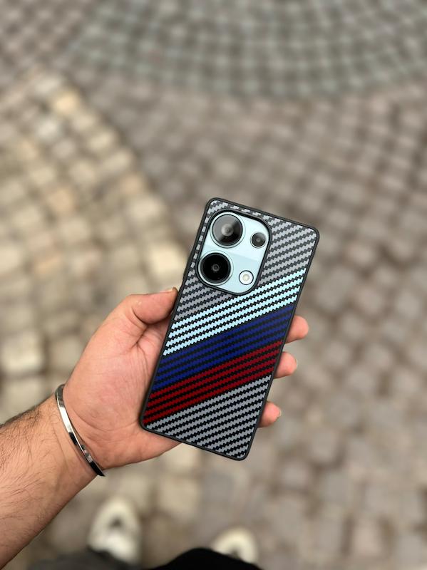 قاب کربن طرح BMW