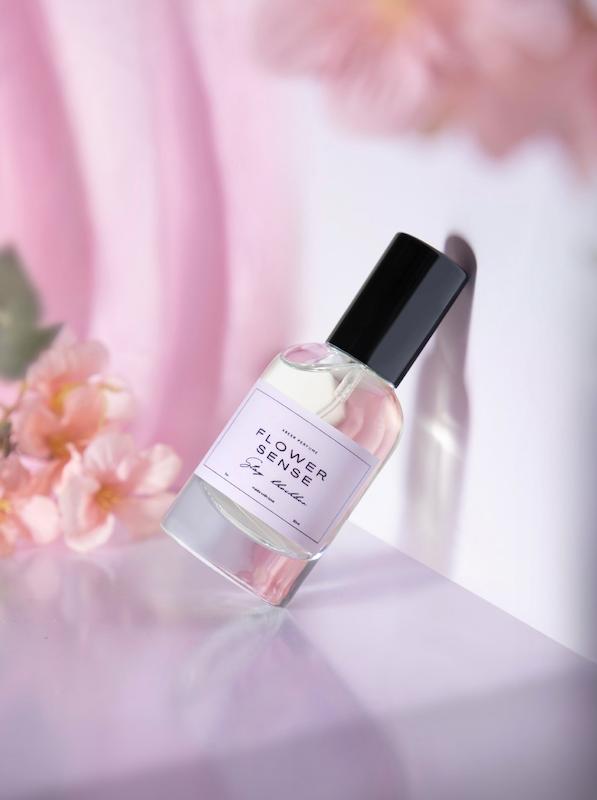 عطر زنانه Flower Sense