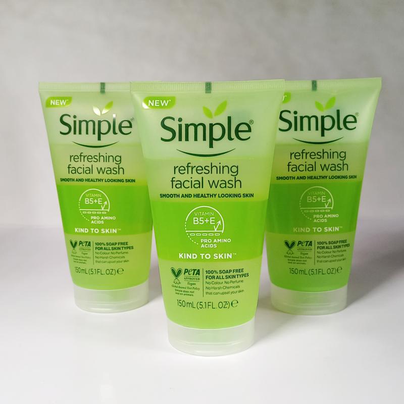 ژل شستشوی سیمپل مدل Refreshing