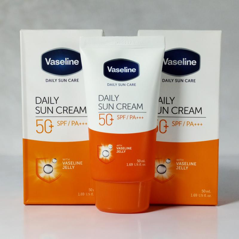 کرم ضدآفتاب وازلین