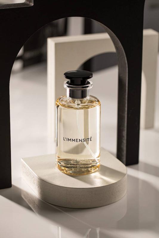 L’Immensité لیمِنسیت