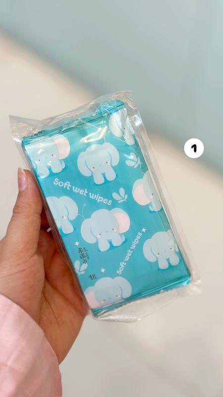 دستمال مرطوب