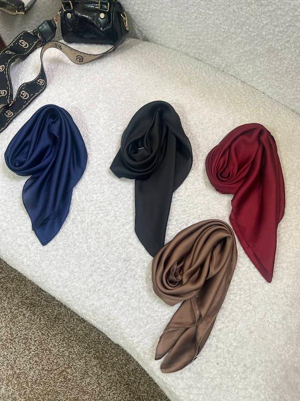 مینی اسکارف