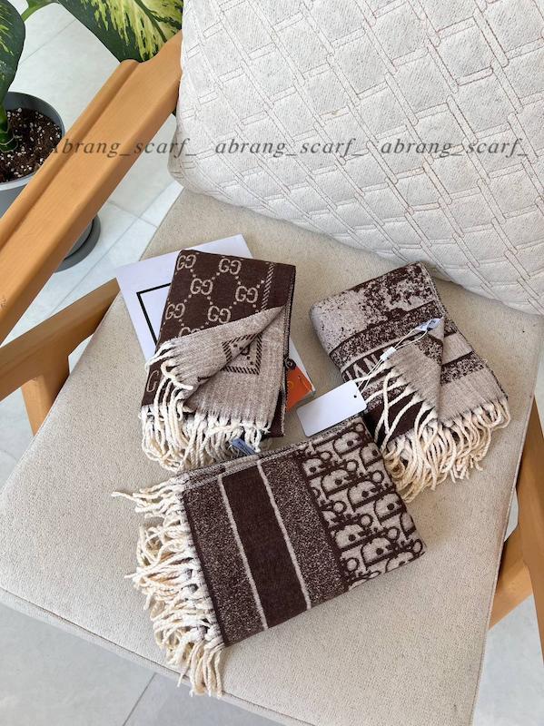 شال مارك قهوه اي