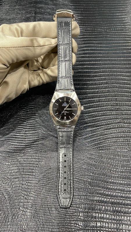 امگا کانسلیشن مردانه ۴۲ بند چرمی