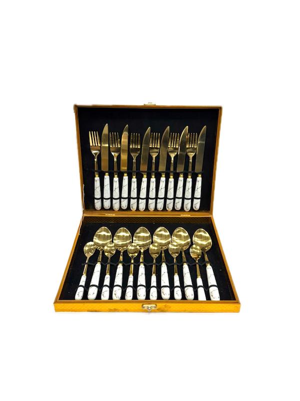 قاشق و چنگال 6 نفره طلایی 24 پارچه 