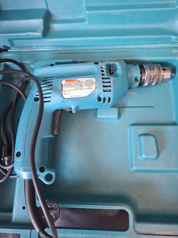 دریل برقی ماکیتا 8450 پلاک قرمز ژاپن makita چکشی کاکرده