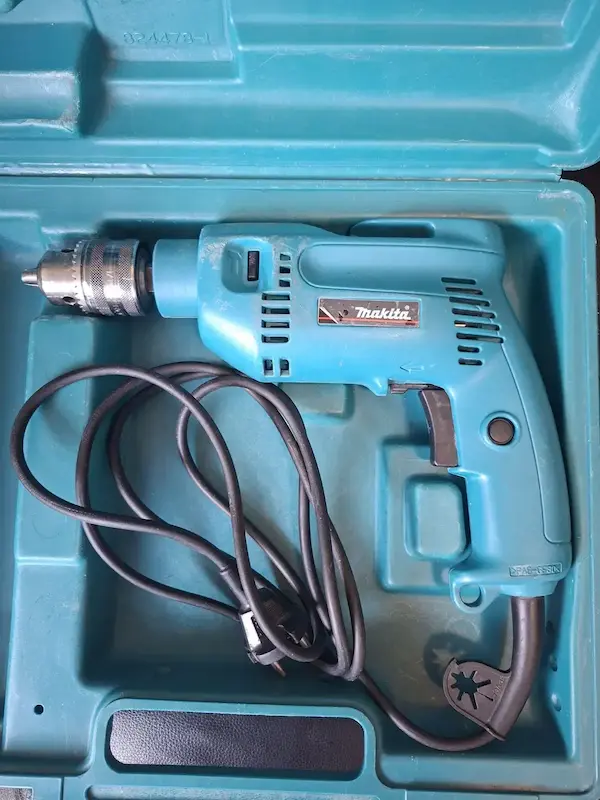 دریل برقی ماکیتا 8450 پلاک قرمز ژاپن makita چکشی کاکرده