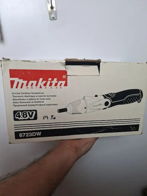  پیچ گوشتی شارژی ماکیتا 4.8 ولتی مدل DW6723 باتری نو ویترینی