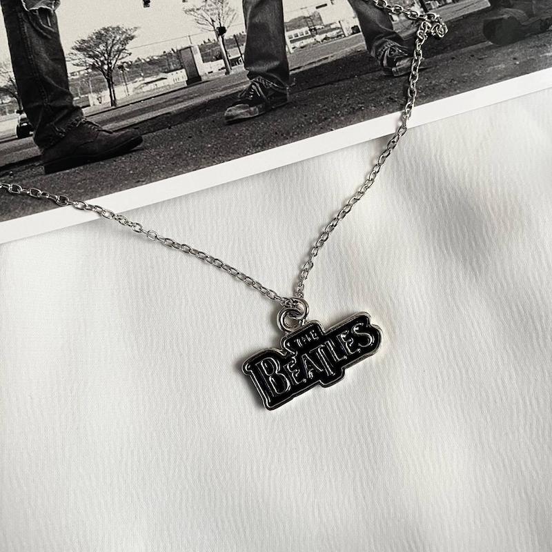 گردنبند Beatles