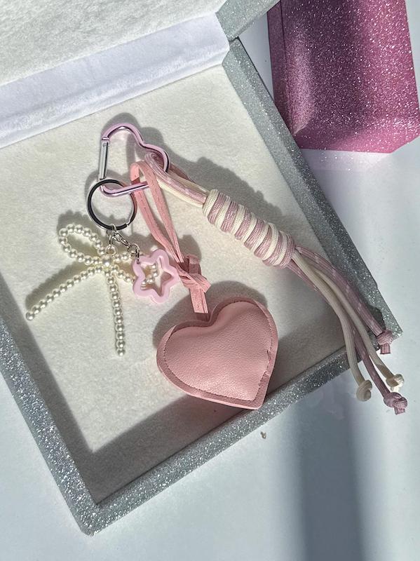 چارم بگ قلب و پاپیون