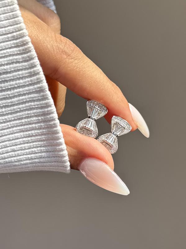 گوشواره پاپیون