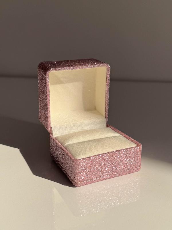 جعبه انگشتر شاینی