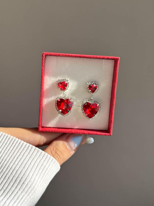 گوشواره قلب قرمز