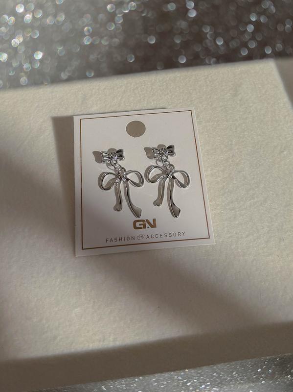 گوشواره پاپیون سیلور