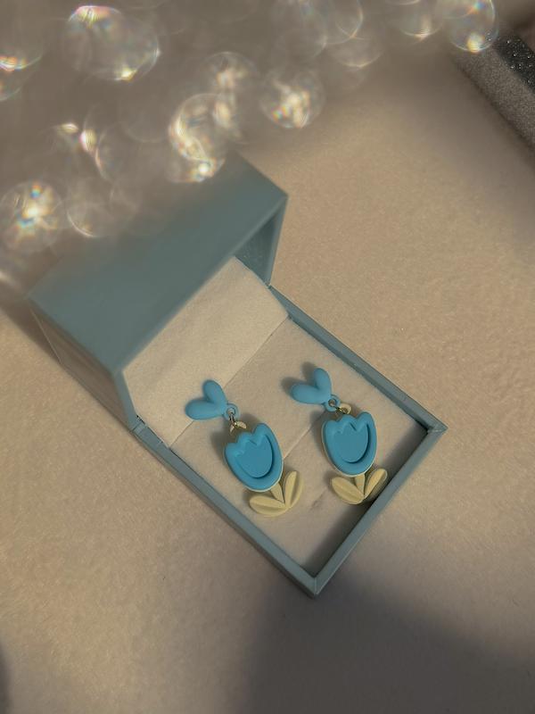 گوشواره فانتزی آبی