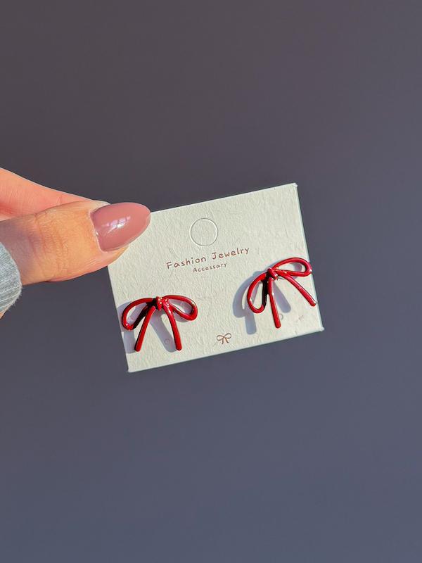 گوشواره پاپیون چری