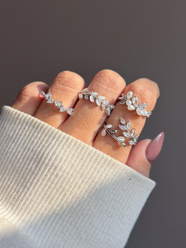 انگشتر جواهری سیلور