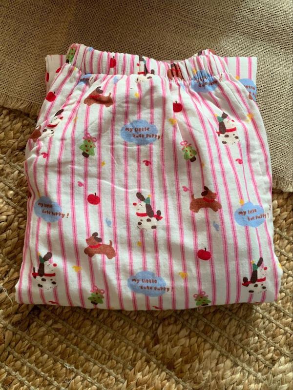 پیژامه راه راه قرمز