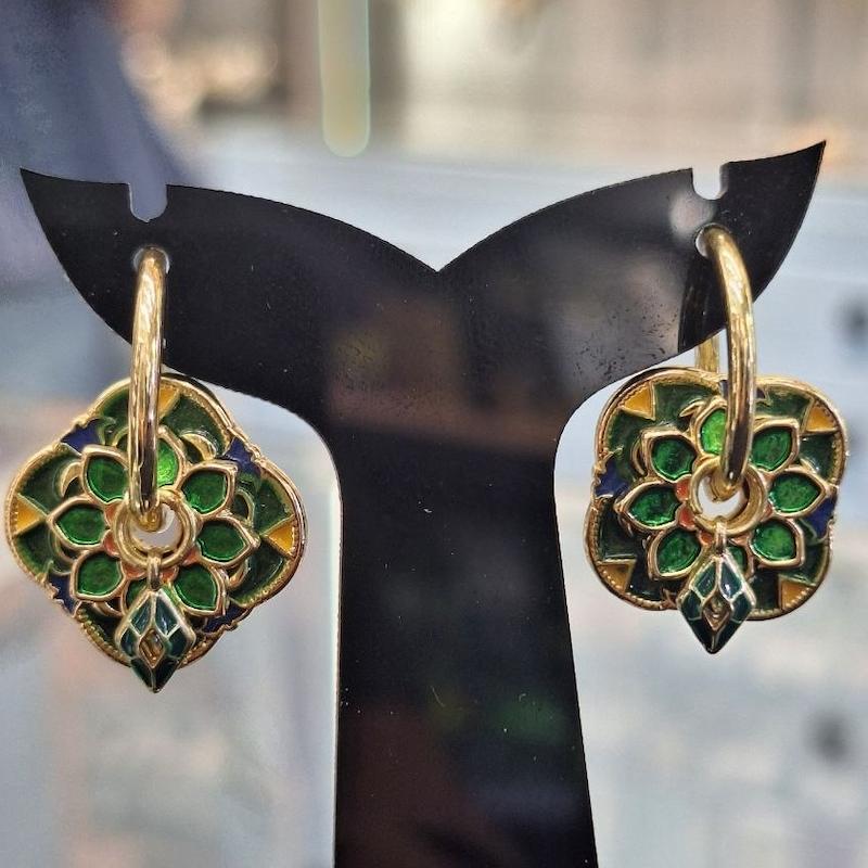 گوشواره مینا کاری