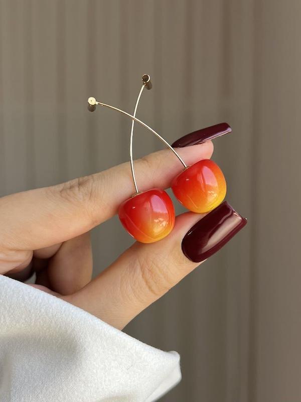 گوشواره گیلاس نرسیده