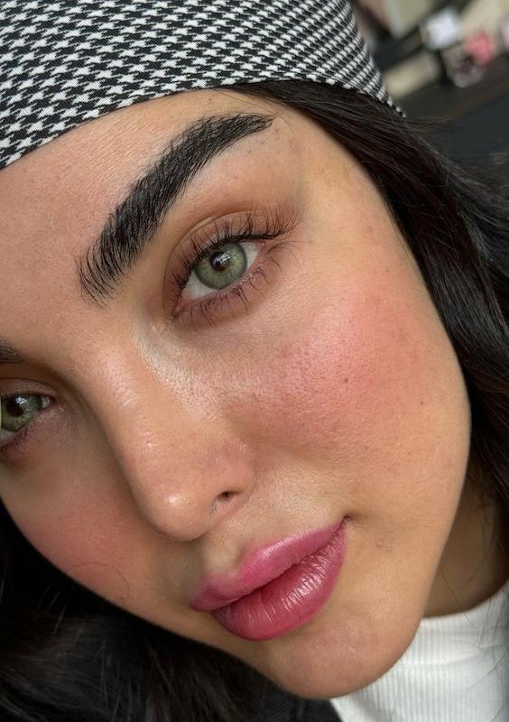 لنز رنگی طوسی سبز سلنا دیم گری