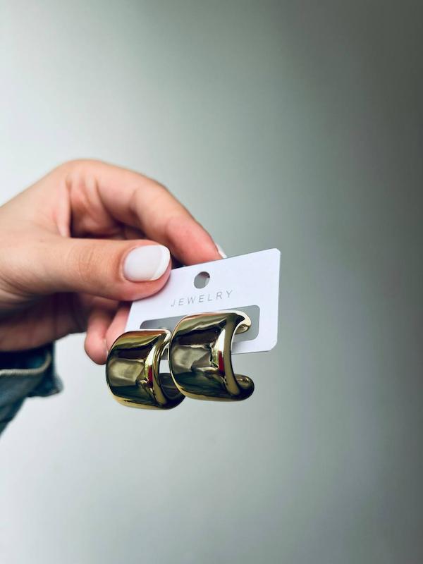 گوشواره حلقه‌ای پهن