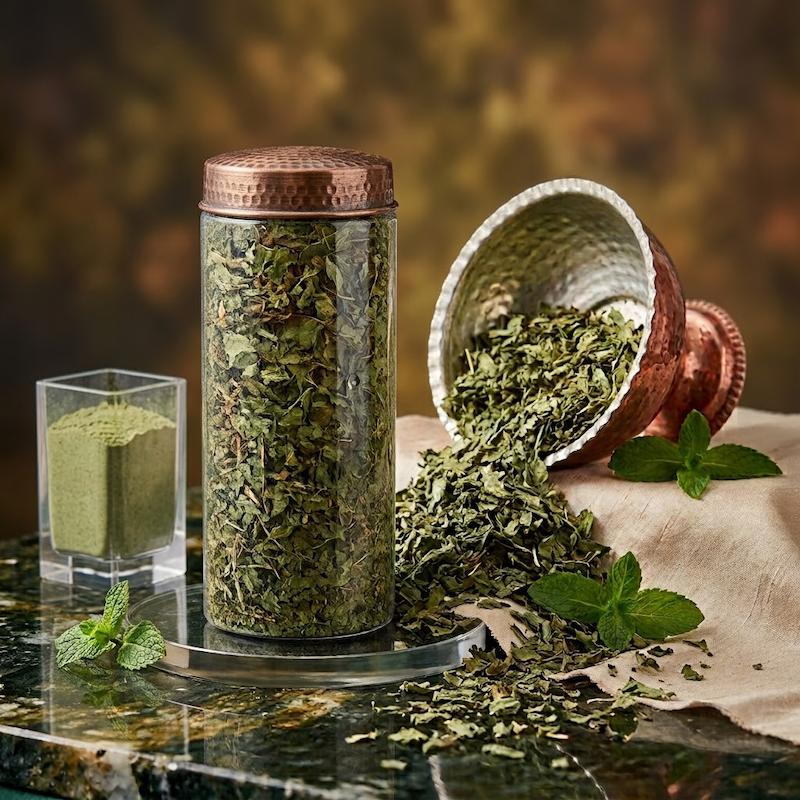 بادرنجبویه ارومیه، دمنوش بادرنجبویه، بادرنجبویه سایه‌خشک، ادویه لوکس، خرید دمنوش اصفهان dried lemon balm, Urmia lemon balm, premium lemon balm, lemon balm tea, herbal tea, dried herbs, shade-dried herbs, luxury herbal tea, Persian herbal tea, Iranian herbs, Isfahan spices, buy lemon balm online, natural herbal tea, relaxing herbal tea, gourmet herbs