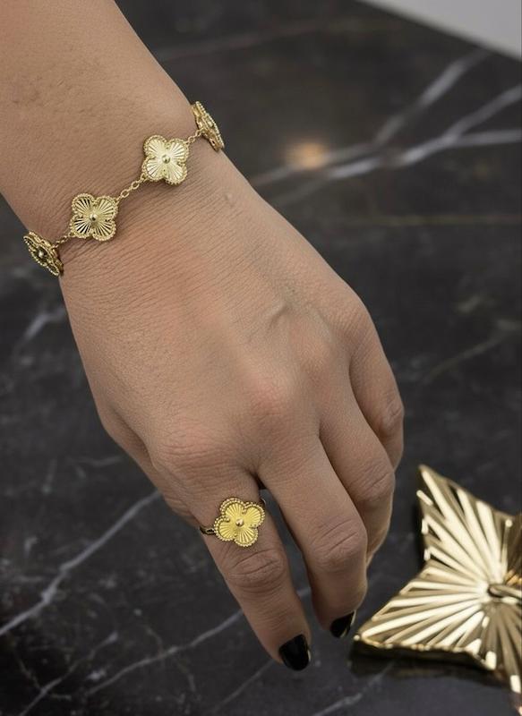 سرویس زنانه  van cleef gold وارداتی ون کلیف