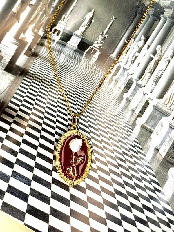 گردنبند مینا طرح گل رز