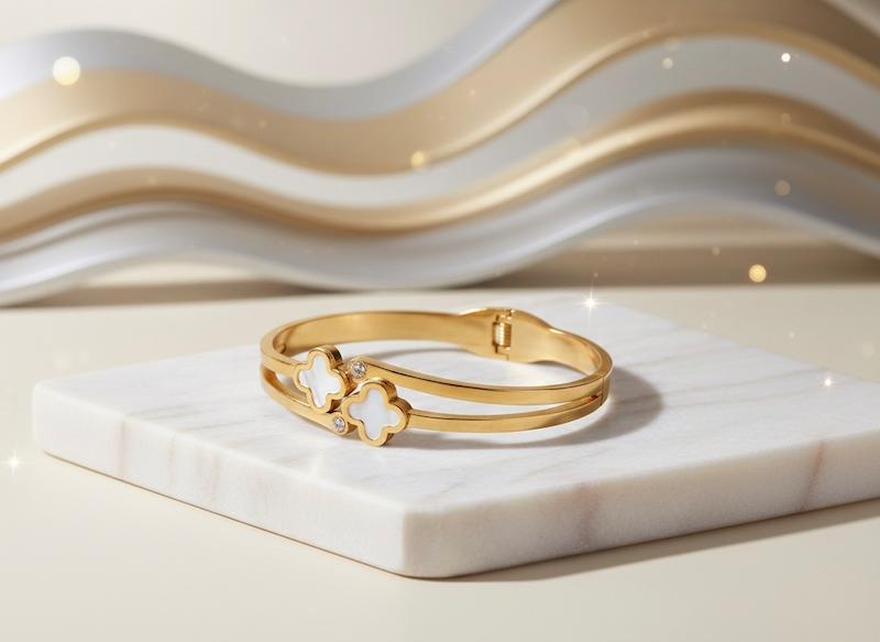 بنگل فنری ون کلیف طلایی کد mp