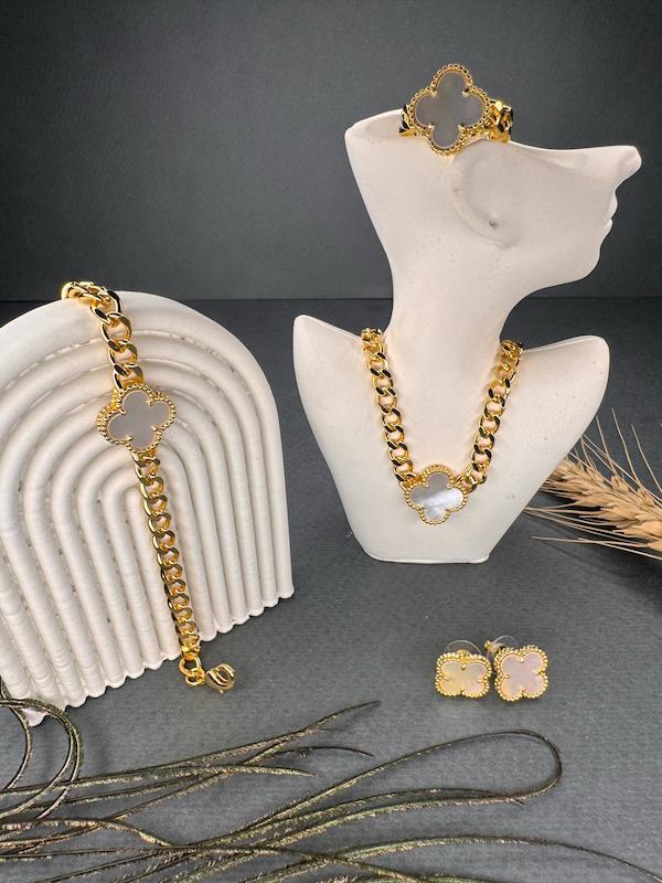 سرویس زنانه وارداتی طرح کارتیر cartier و ون کلیف مرواریدی vancleef رنگ طلایی