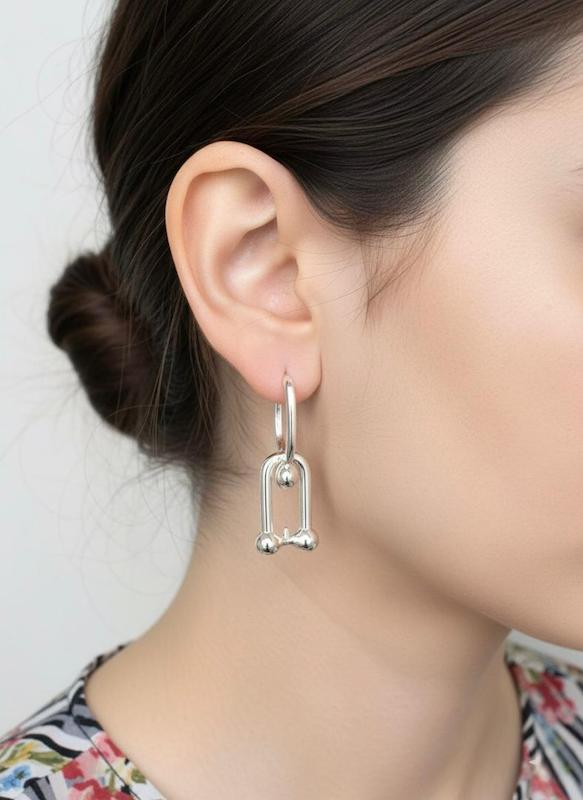 گوشواره زنانه وارداتی طرح Tiffany silver تیفانی رنگ نقره ای 