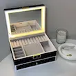 جعبه جواهرات و نظم دهنده مدل LED با روشنایی BOX