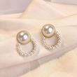 گوشواره زنانه وارداتی طرح pearl round رنگ طلایی برند shein