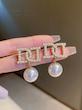 گوشواره زنانه وارداتی طرح pearl stud earrings رنگ طلایی برند shein