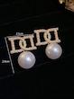 گوشواره زنانه وارداتی طرح pearl stud earrings رنگ طلایی برند shein