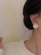 گوشواره زنانه وارداتی طرح sun pearl رنگ طلایی برند shein