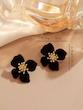 گوشواره زنانه وارداتی طرح black flowers رنگ طلایی مشکی برند shein