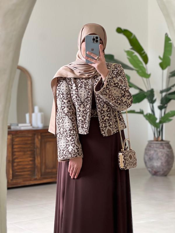کت و سارافن ارام قهوه ای
