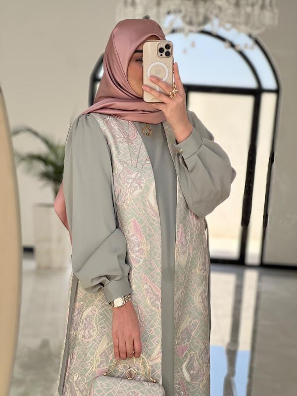 عبا و وست آمیتیس سبز