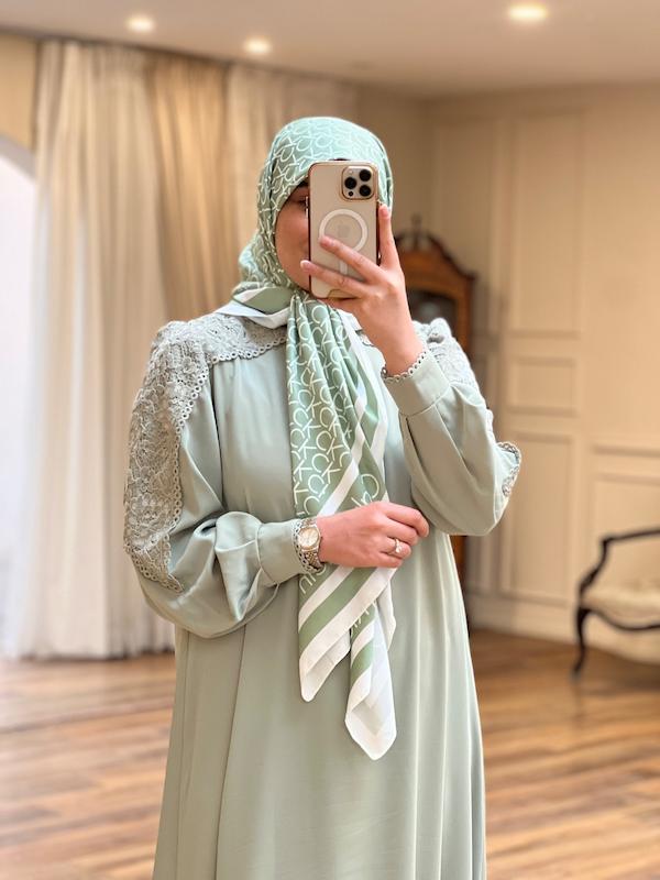 عبای آلا رنگ سبز 