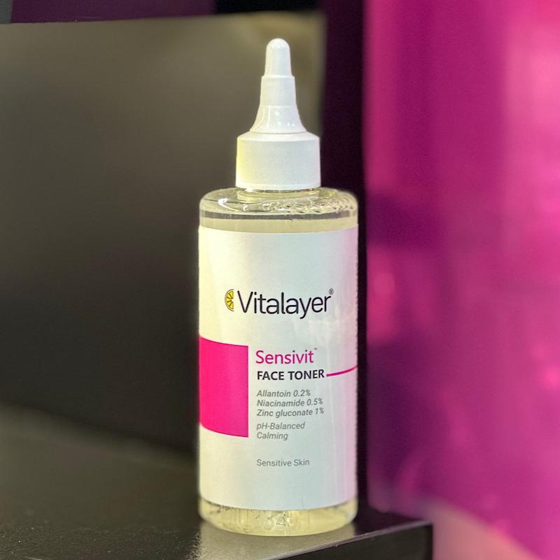تونرصورت ( مناسب پوست های حساس ) Vitalayer