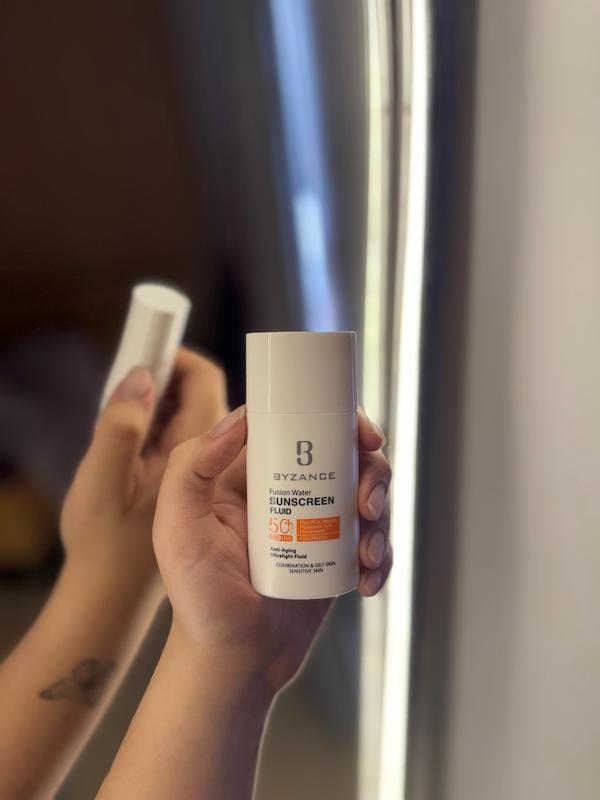 فلوئید ضد افتاب SPF۵۰+ Byzance