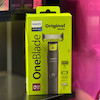 One blade PHILIPS ( همراه دو یدک با کد : QP2824,10 )
